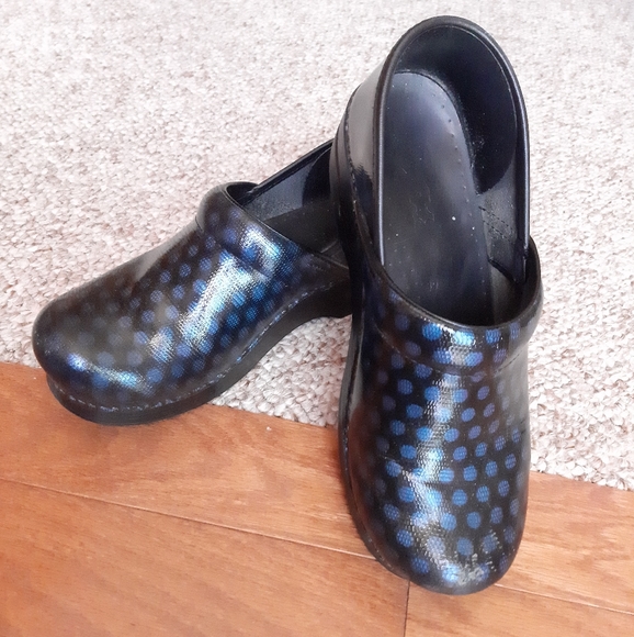 Dansko Clogs size 39 - Picture 2 of 15
